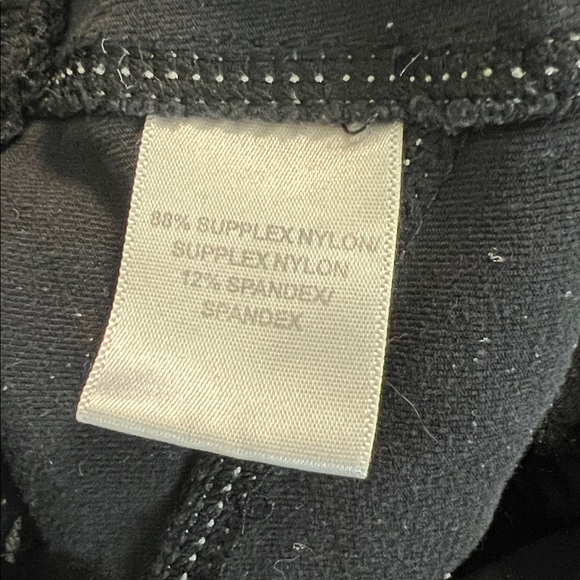 Kuhl Hiking Pants - short inseam - Picture 9 of 10